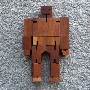 Wooden robot toy - David Weeks Studio